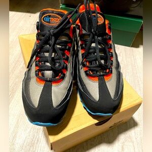 NIKE AIR MAX 95 GS Women’s Size 8-8.5 perfect condition in box